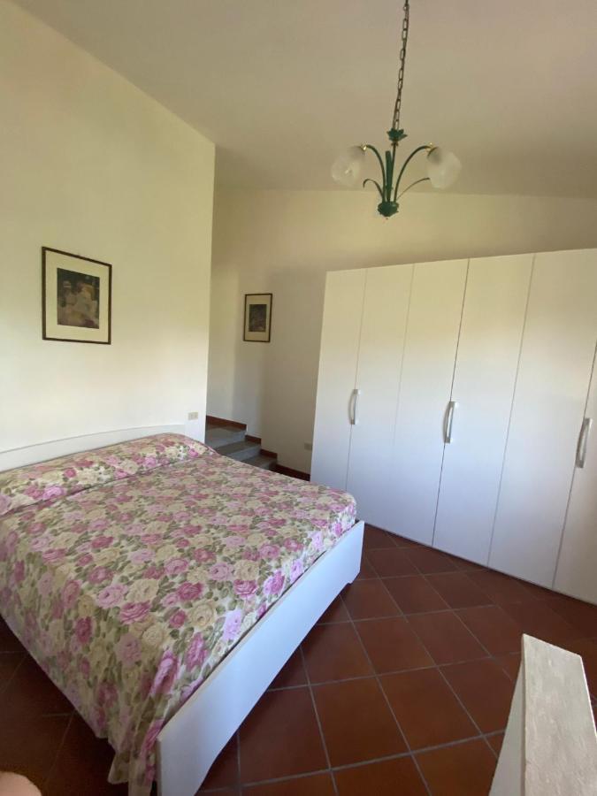 Case Vacanza Sole Ruiu Exteriör bild